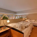 Otel Skoliace Stredisko Ives *