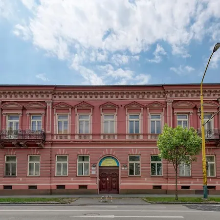 Hotel Skoliace Stredisko Ives Kosice