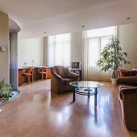 Hotell Skoliace Stredisko Ives
