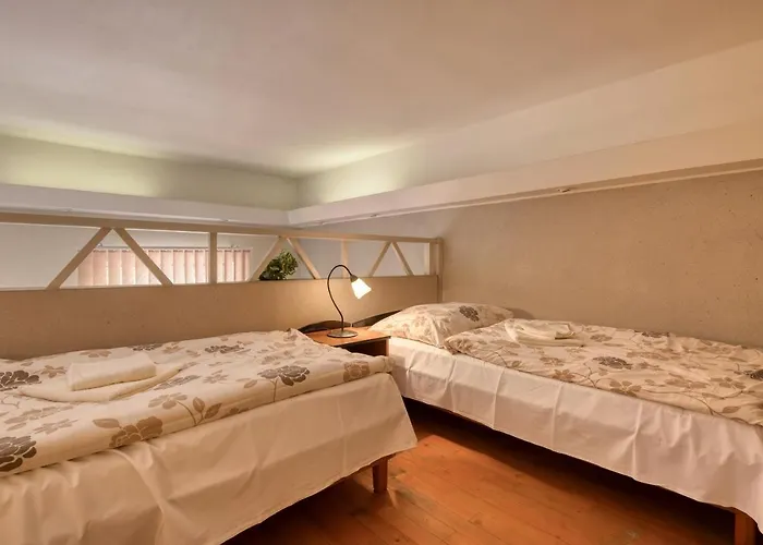 Skoliace Stredisko Ives Otel