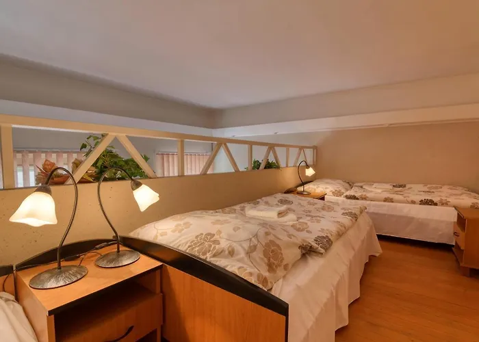 Hotel Skoliace Stredisko Ives *