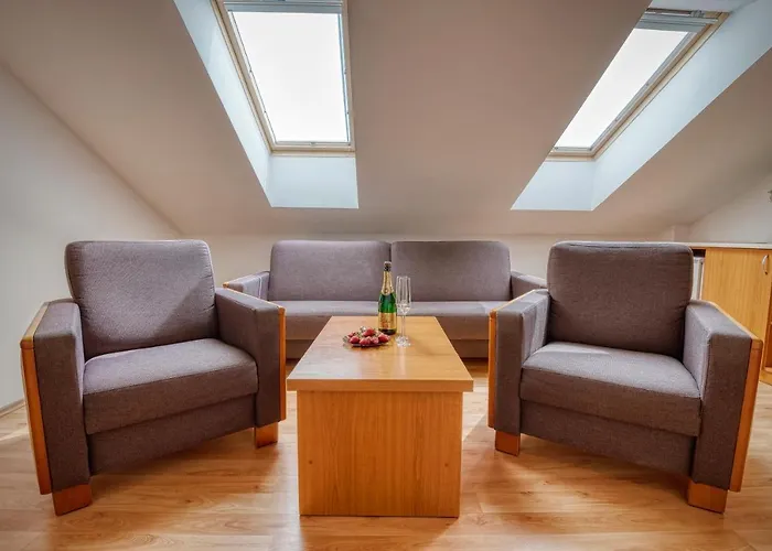 Hotel Skoliace Stredisko Ives Košice