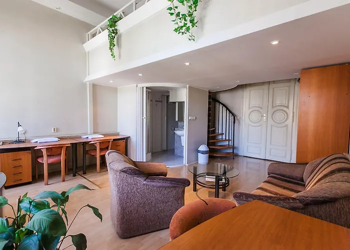 Skoliace Stredisko Ives Hotel *