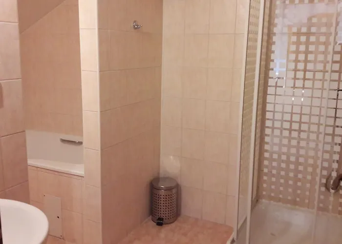 Skoliace Stredisko Ives Hotel Košice